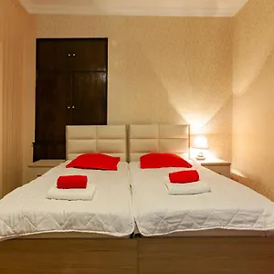 guest-house-second-floor.alltbilisihotels.com/